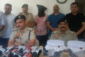 पंचकूला पुलिस ने अवैध हथियारों के तस्कर को दबोचा